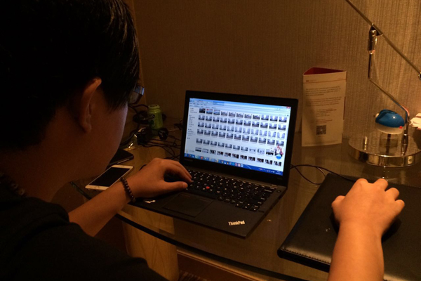 【網(wǎng)絡(luò)媒體走轉(zhuǎn)改】用腳采訪 用筆還原 網(wǎng)媒們的“表情包”