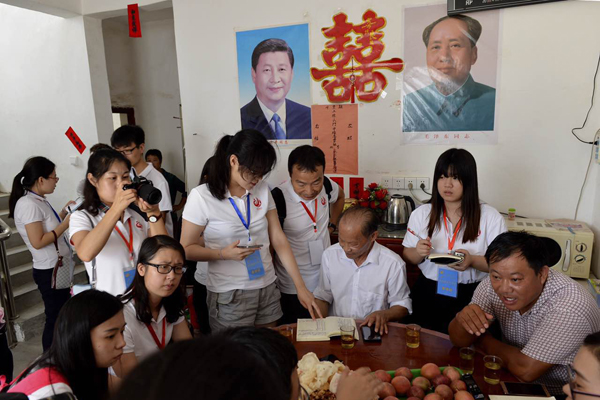 【網(wǎng)絡(luò)媒體走轉(zhuǎn)改】用腳采訪 用筆還原 網(wǎng)媒們的“表情包”