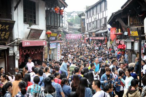 �ؑc�����ڹ��(zh��n)���c��(n��i)��ɽ�˺������A��ӛ�� ���� �z