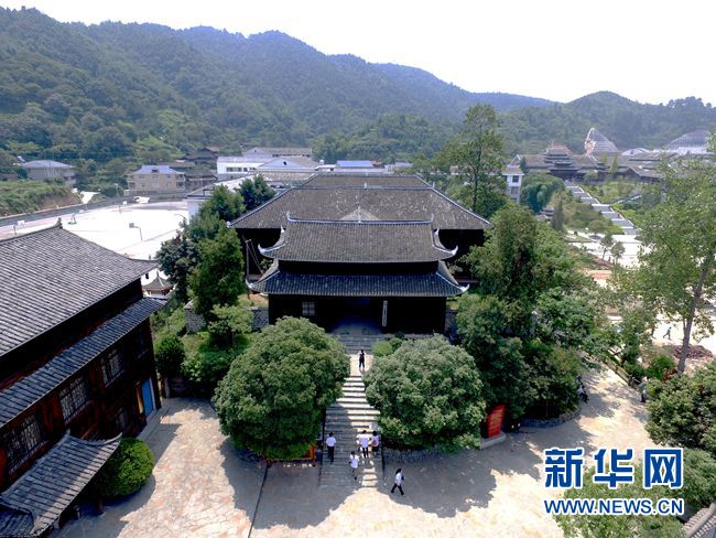 【網(wǎng)絡(luò)媒體走轉(zhuǎn)改】“飛閱”恭城書院:見證神奇的通道轉(zhuǎn)兵 【網(wǎng)絡(luò)媒體走轉(zhuǎn)改】“飛閱”恭城書院:見證神奇的通道轉(zhuǎn)兵