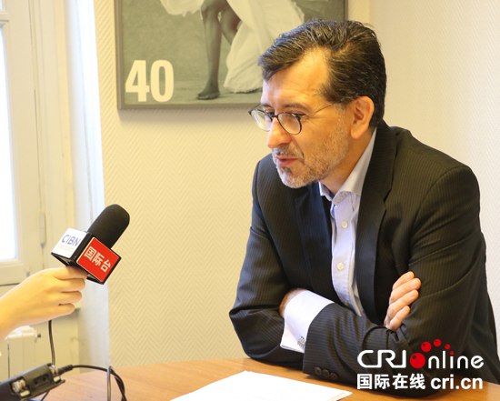 �DƬĬ�J(r��n)��(bi��o)�}