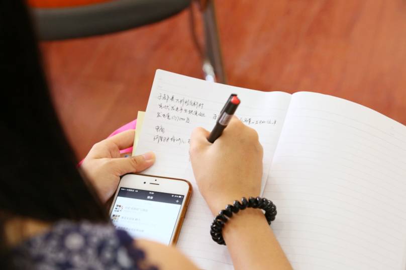 һ��ý�w����¶�����ߺ����L���ġ����l·�� | ���������D(zhu��n)���^��