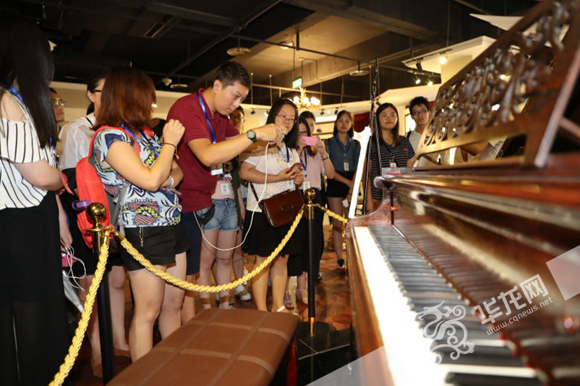 ���ǰ��ӛ�߂��ͳ��֙C����˲�g