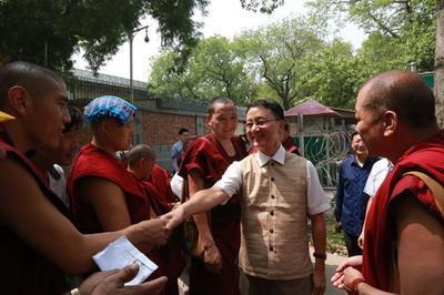 美媒揭達賴集團危機 年輕人不再熱衷搞“藏獨” 美媒揭達賴集團危機 年輕人不再熱衷搞“藏獨”