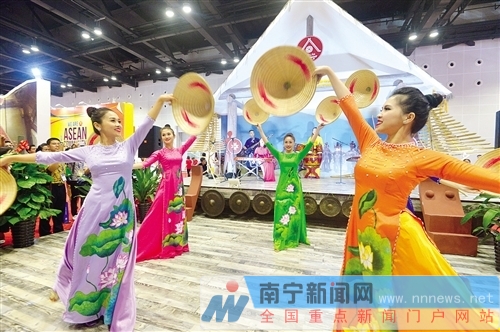 �|����(hu��)������֮�ǡ�չ�^(q��)��ʽ�_�^���������Ŗ|���L(f��ng)