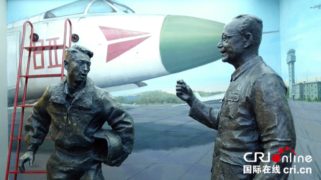 �DƬĬ�J(r��n)��(bi��o)�}