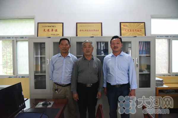 【網(wǎng)絡(luò)媒體走轉(zhuǎn)改】拋棄污染嚴重的養(yǎng)豬場 王家店村轉(zhuǎn)型要建度假小鎮(zhèn)