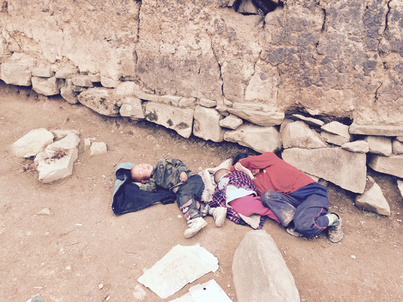 ��С�ܵ������Tǰ䁵�һ���·���,����߸ߵĶ�Ƥ,������Ĵ��Ì�(du��)�����Ķ�Ě��������(���߹��D)