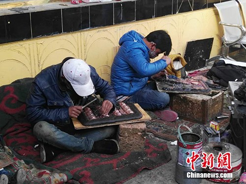 �ڏS����,������ϯ�ض���,���������y(t��ng)��ˇ,һ�c�c�ô������еĽ��������¾W(w��ng)ӛ�� ������ �z