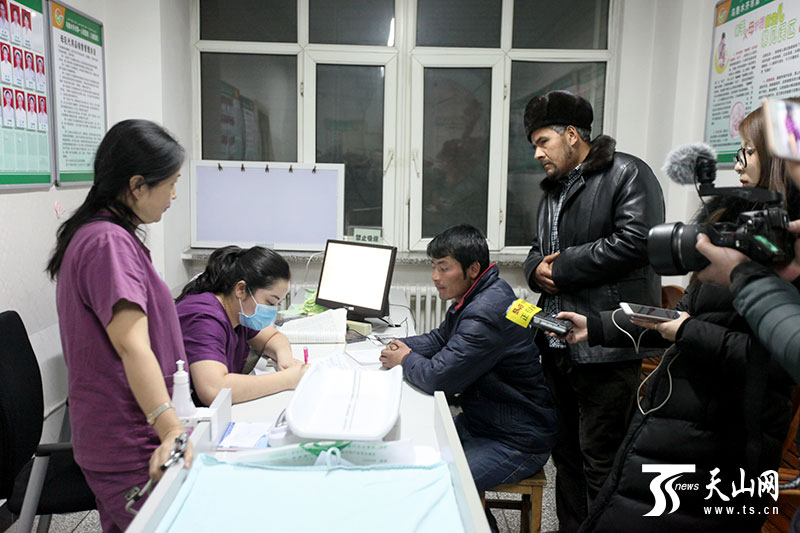 ����1400�������� ���ﻼ��13С�r(sh��)���_(d��)����ľ�R�������g(sh��)