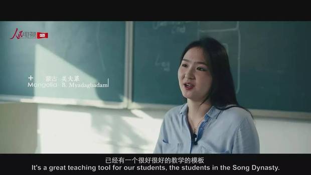 ��(x��)��ϯ�ͽo���l(w��i)�M���ġ����~�b�����l(shu��)���@һ������׌���₃���_(k��i)�۽���