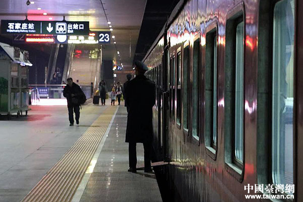 ��Ϧҹ���҂�?c��)�·�? oldsrc=