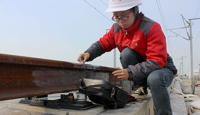 �����е��P(gu��n)����