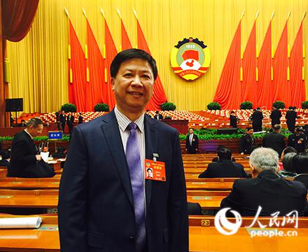 ȫ��(gu��)���f(xi��)ί�T�����K��W(xu��)��У�L(zh��ng)�����c ����W(w��ng)ӛ�� �S�����z