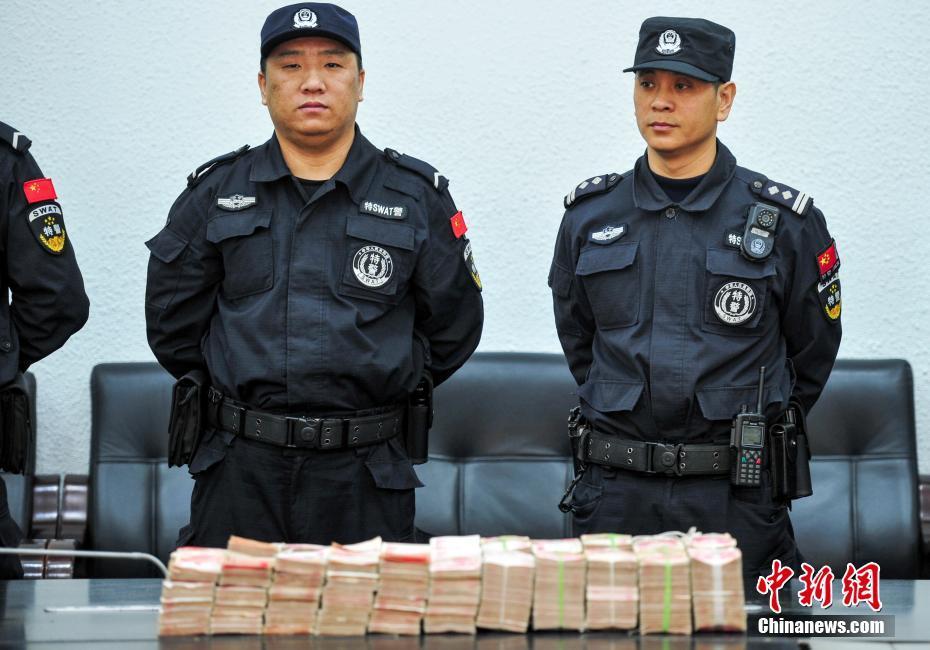 ���f�F(xi��n)�������w ����70С�r(sh��)׷��