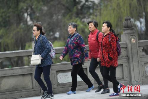 3��14�����Ĵ��ɶ����^����������������С��ܱ�����՚�Ӱ����Ĵ�����B�Ձ��س��m(x��)�ߵ����ֲ�߀���F(xi��n)�˽�ѩ��⣬�񱊼������Ӻ����������� ������ӛ�� ���� �z