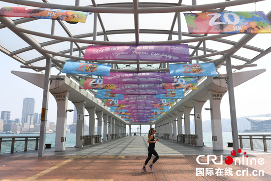 �DƬĬ�J(r��n)��(bi��o)�}