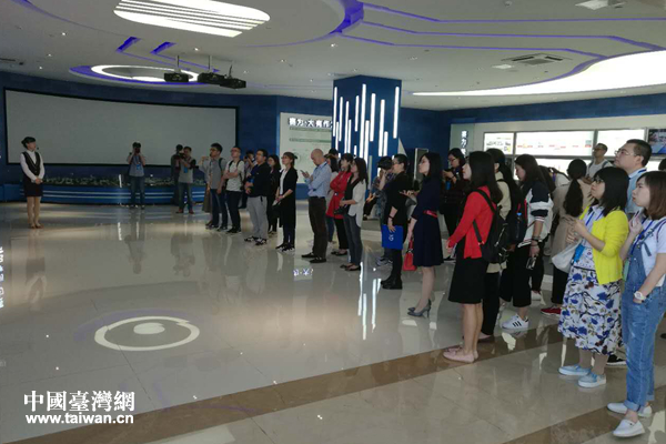 ȫ���W(w��ng)ý���M(j��n)���պϷ�