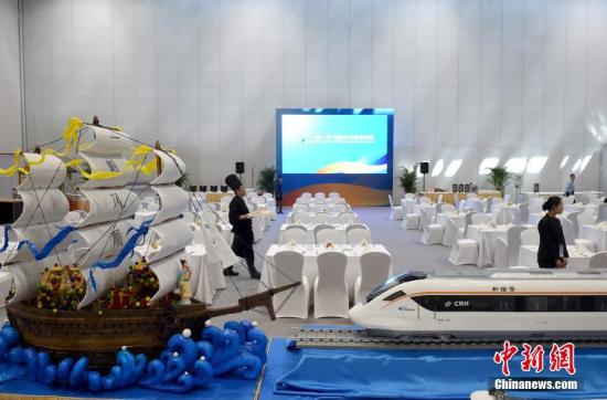 5��12����λ�ڱ������ҕ�(hu��)�h���ĵġ�һ��һ·�����H�����߷�Փ����������ʽ������ <a target='_blank' ><p  align=