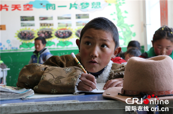 �DƬĬ�J(r��n)��(bi��o)�}