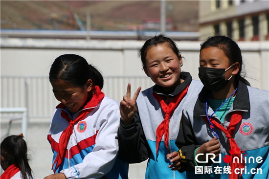 �DƬĬ�J(r��n)��(bi��o)�}