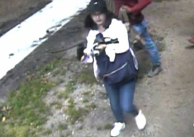  �������Z����W�����������¬��f���һ�γ��F(xi��n)��Ӱ���Y�ϡ�