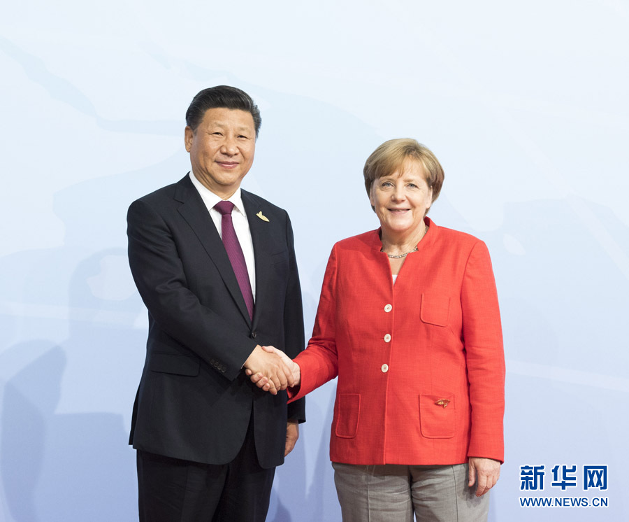 7��7������ʮ�����F�I(l��ng)��(d��o)�˵�ʮ���η���ڵ��h���e����������ϯ��(x��)��ƽ��ϯ���l(f��)���}�顶�Գ��_�Ű��ݡ��Ƅ�(li��n)�����L������Ҫ�vԒ���@�Ƿ���_ʼǰ����(x��)��ƽ�ܵ�������Ĭ�ˠ�ӭ�������A��ӛ�� ��W(xu��)�� �z