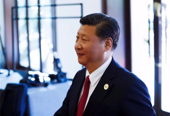 ���L��һ��:��(x��)��ϯæ��ҹ��11�c(di��n)�ŻؾƵ�