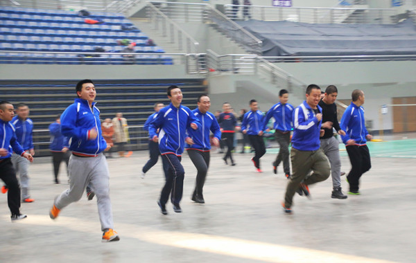 ���Ї�(gu��)��(m��ng)����(sh��)�`�ߡ��̾��_��:�����ڄe�¡��ª�(d��)��