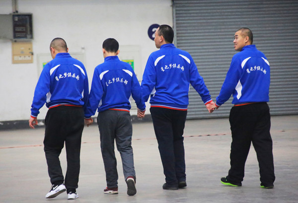 ���Ї�(gu��)��(m��ng)����(sh��)�`�ߡ��̾��_��:�����ڄe�¡��ª�(d��)��