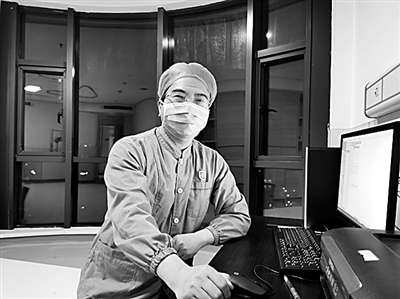 把提案議案寫在抗擊疫情的第一線——代表委員的抗疫日歷