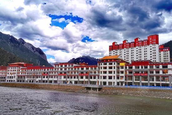 東壩民俗旅游文化街景