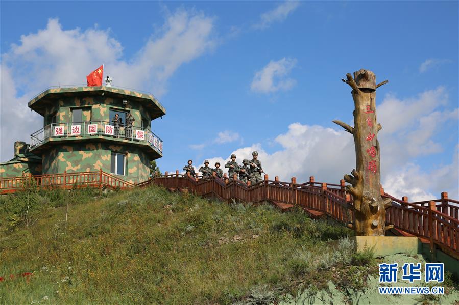 ������(x��)��ƽ��(qi��ng)܊˼��ָ���¡��҂��ڑ�(zh��n)λ��(b��o)�桤�D�Ļ���(d��ng)����2����(x��)��ϯ���(l��)�҂��غ�߅����������(zh��n)�^(q��)�܊߅��ĳ�ý���߅��ӛ��