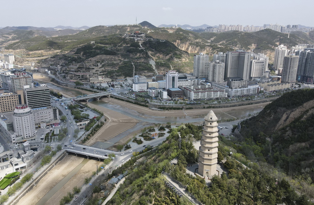 �@�ǌ���ɽ�µ��Ӱ��ǣ�4��20�Քz���o�˙C(j��)��Ƭ�������A��ӛ�� ���� �z