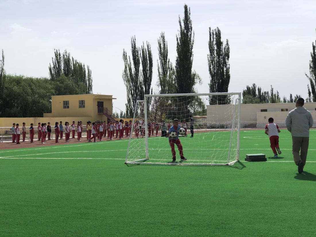 �߿��߿˴�С�W(xu��)�����ӂ��������w���n��