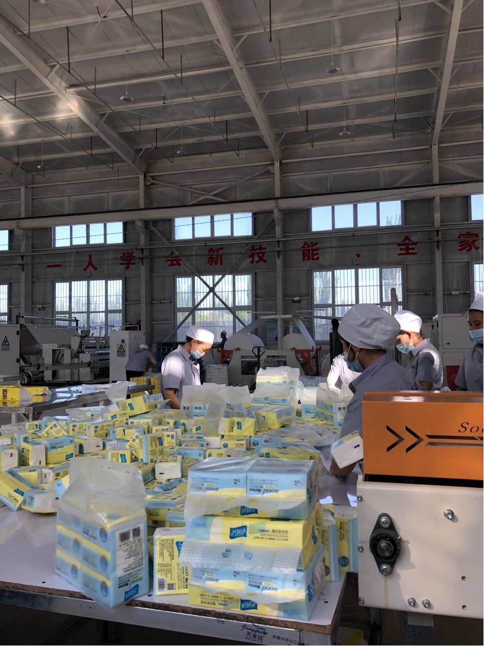 �հ��տ˴�ċDŮ�ڼ��T�ھ͘I(y��)��ÿ�¿��I(l��ng)��������1800Ԫ�Ĺ��Y������