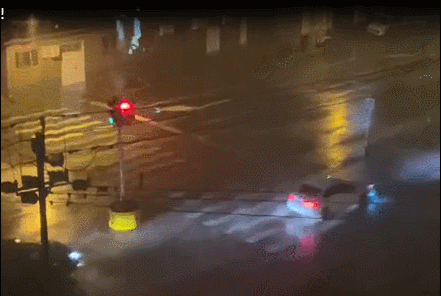 12���賿�����������Ĕz��