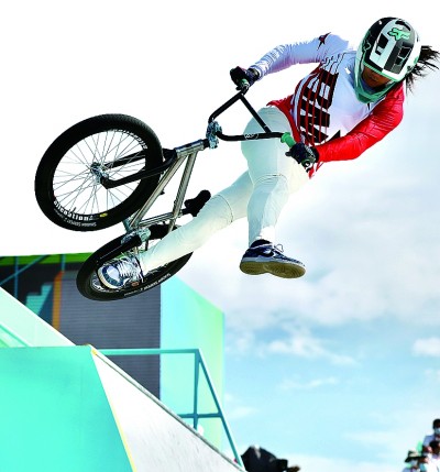 ���v�շ��D(zhu��n)�г�Խ����