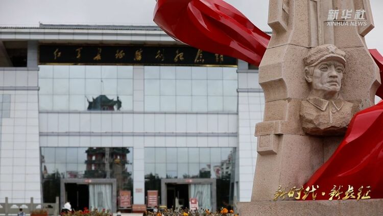 �r�����L�������C�������tɫ�Ļ����롰�°l(f��)չ��