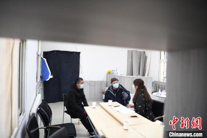 蘭州“防疫網(wǎng)”基層抗疫干部的“十二時辰”