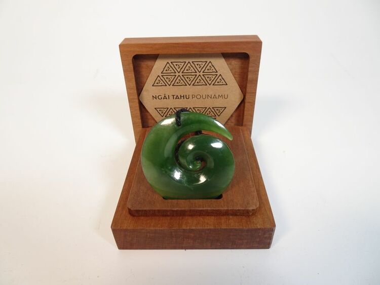 �⽻��ǰ��ح���@����߅���h�����@�l�{(l��n)ɫ�����й���