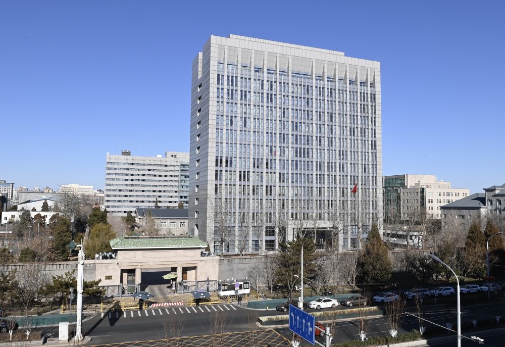 �������Ҹ��� �A�Úvʷ����(d��ng)��������ʮ�Ō�����o(j��)ί����ȫ��(hu��)���_֮�H