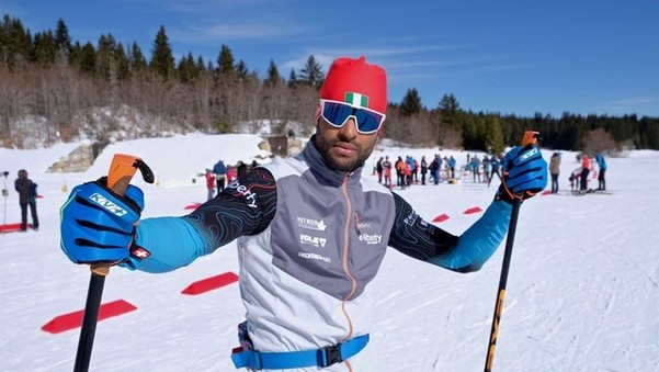 һ���˵Ķ��W:�����\�ӆT�A������