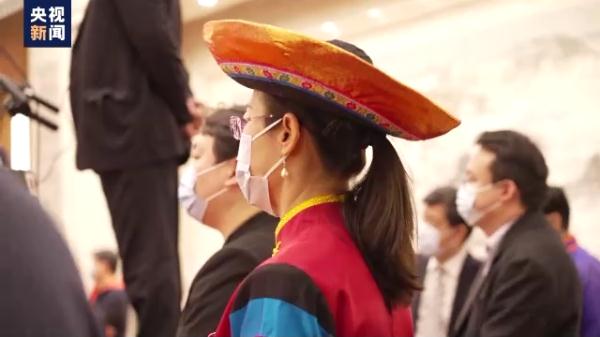 ����?n��i)������Ի���һ���� ������ͨ���ϵĻ�����