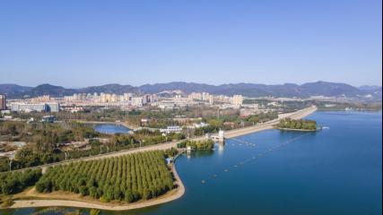 7�|Ԫ�J�����Gɫ���ڷ���������ˮ����ˮ�ס�