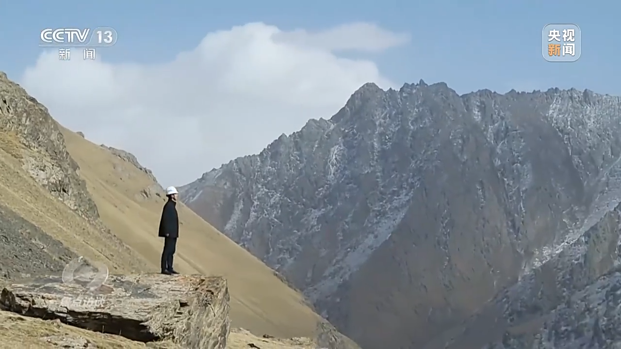 焦點(diǎn)訪談|打通天山——中國(guó)路