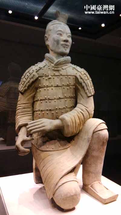 臨潼兵馬俑跪射俑 臨潼兵馬俑跪射俑