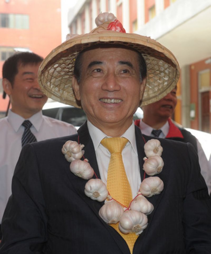 王金平掛蒜頭項(xiàng)鏈促銷 王金平掛蒜頭項(xiàng)鏈促銷