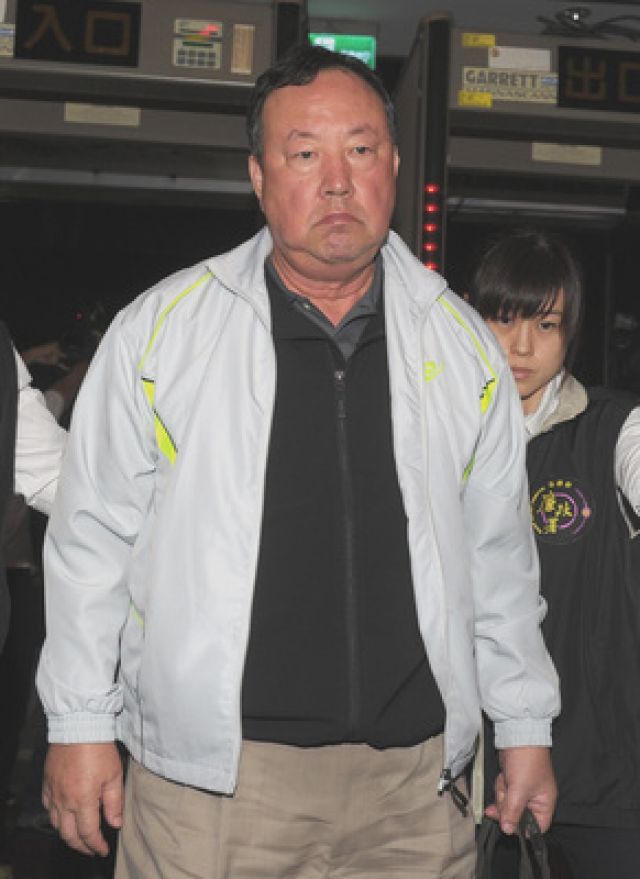 臺媒爆葉世文索賄養(yǎng)“小三” 金屋藏嬌養(yǎng)3情婦 臺媒爆葉世文索賄養(yǎng)“小三” 金屋藏嬌養(yǎng)3情婦