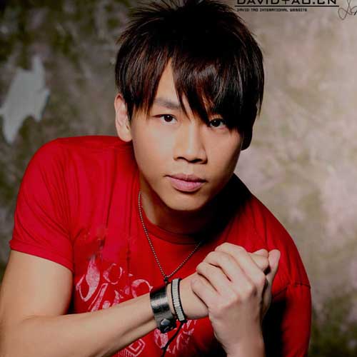 �Ն����չ�����Ӎ������Ȧ��Ů����׳ɻ�